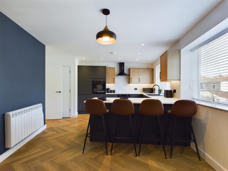 Gloucester Road, Patchway, Bristol