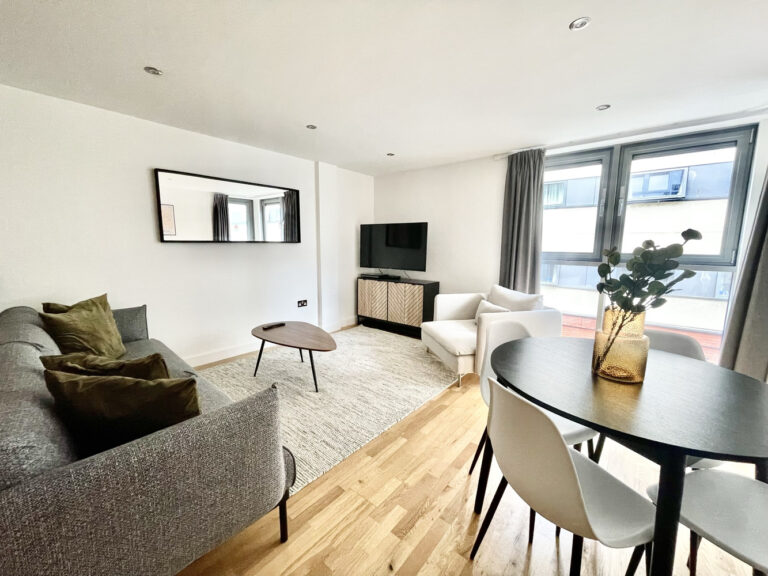 Flat 104, Kings Quarter Apartments, 15 King Square Avenue, Bristol, Bristol