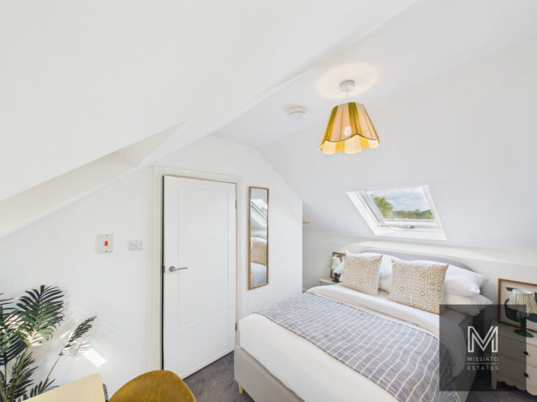 Room 6, 46A Bishopthorpe Road, Bristol, Bristol